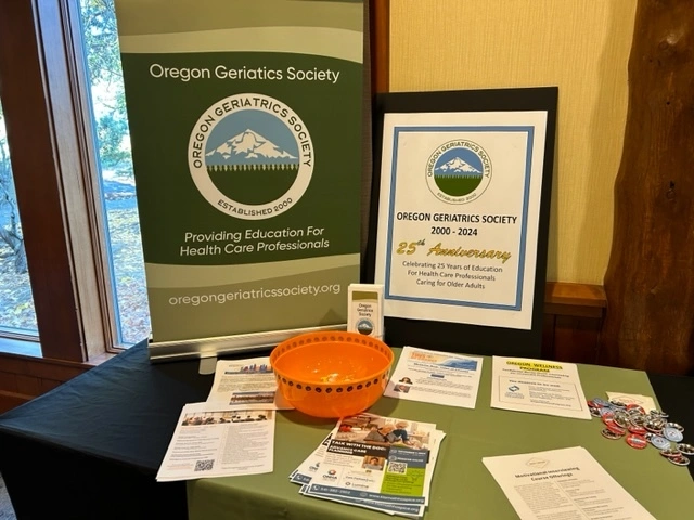 Two medical professional working in lab